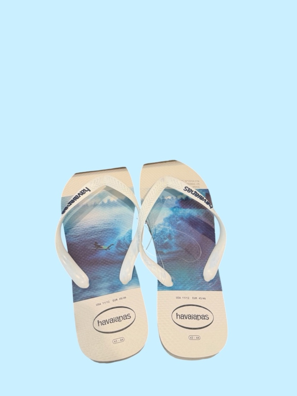 Havaianas Sea Wave Flip Flops in White and Blue